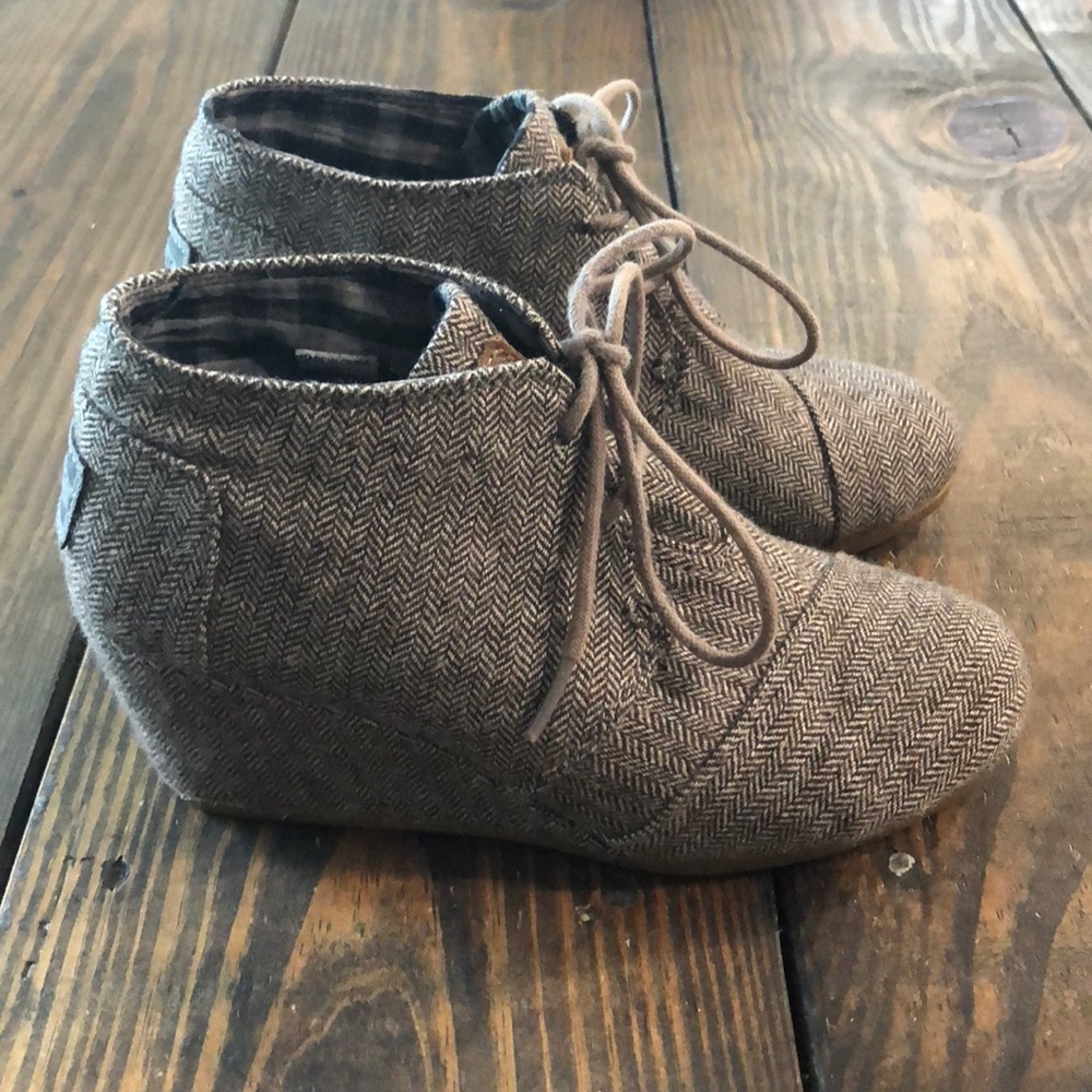 TOMS Wedge Booties